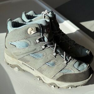 Merrell Gray and Light Blue Outdoor Boots